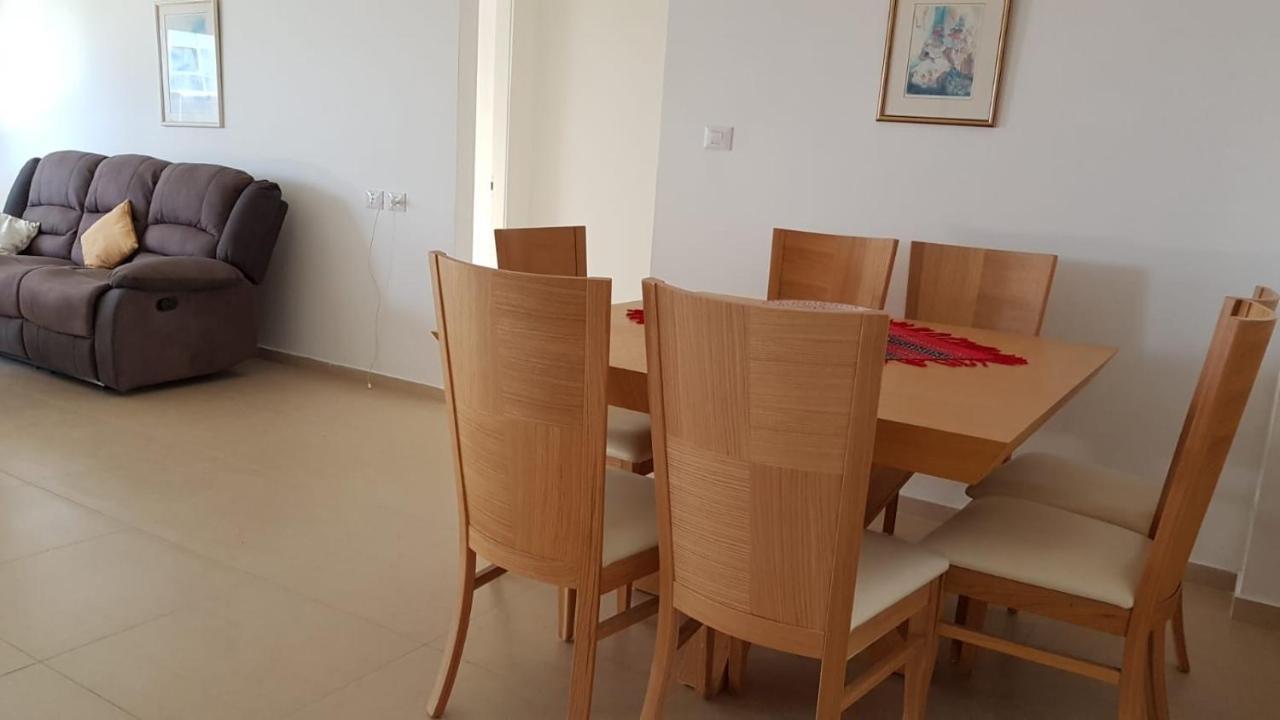 The Shining Star -A Beautiful 3 Bedroom Apartment Beersheba エクステリア 写真
